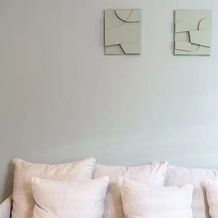 The Liberty Green Apartment Paris
